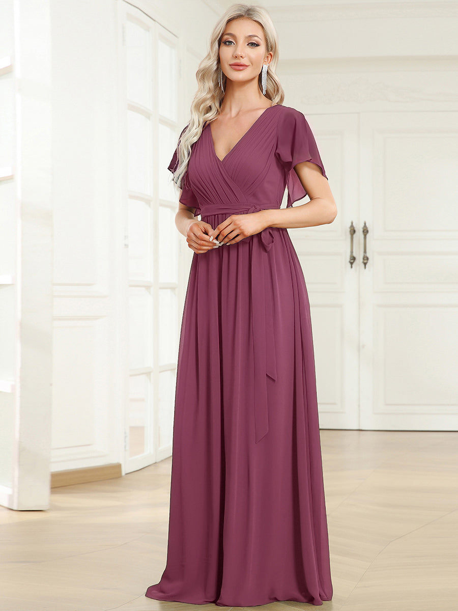 Robe de demoiselle d'honneur en mousseline de soie à encolure en V et à manches #Couleur_Prune Foncée