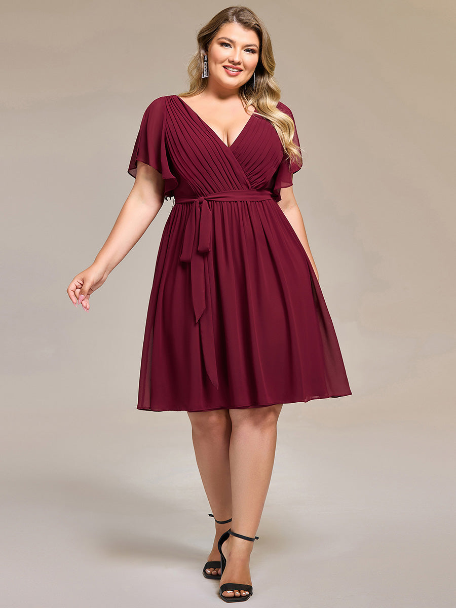 Robe d'invité de mariage trapèze en mousseline fluide à encolure ronde et longueur au genou #Couleur_Bordeaux