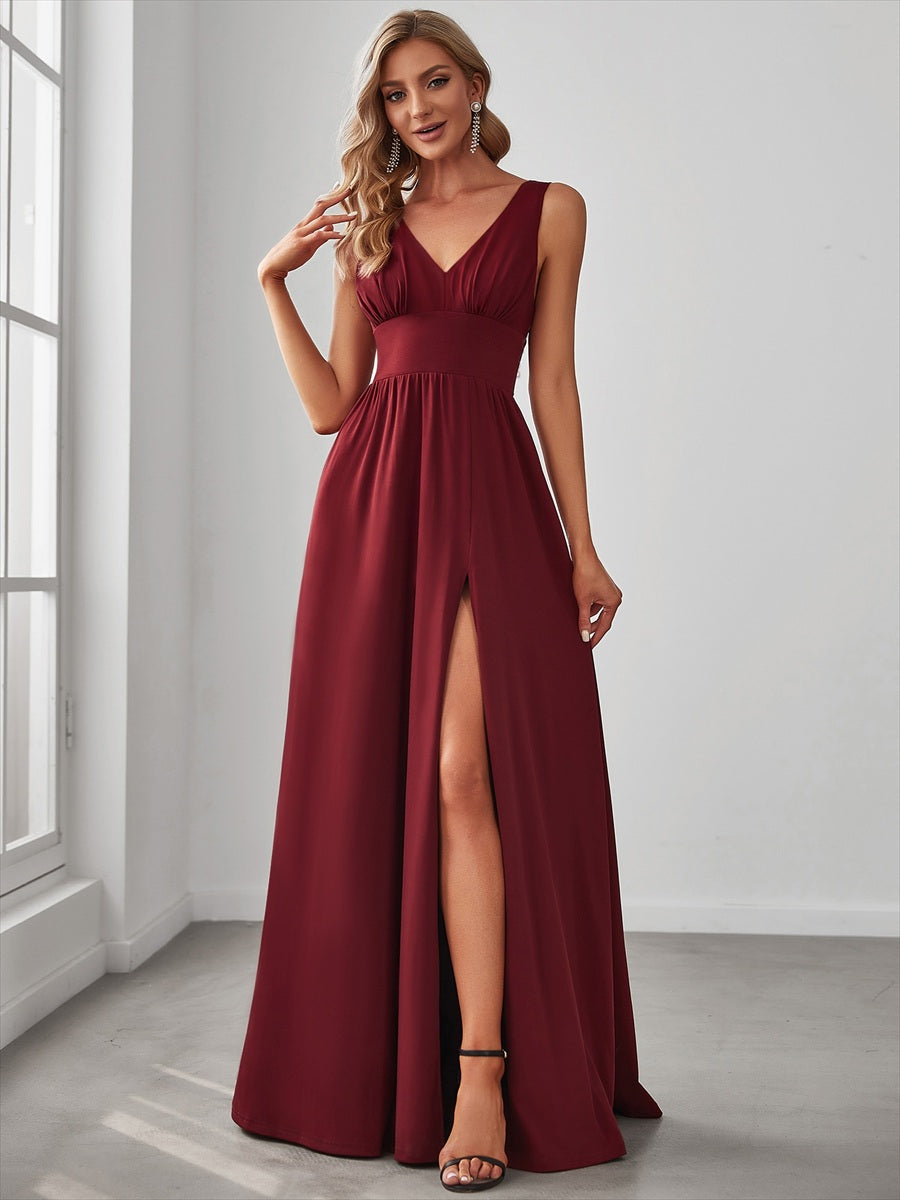 Robe de soir??e longue au sol ?? taille empire et ?? encolure en V #Couleur_Bordeaux