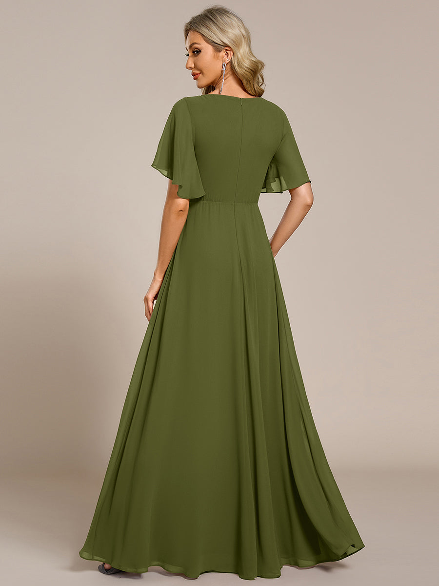Robe longue à manches à volants décolleté en V profond avec appliques coupe évasée #Couleur_Vert Olive