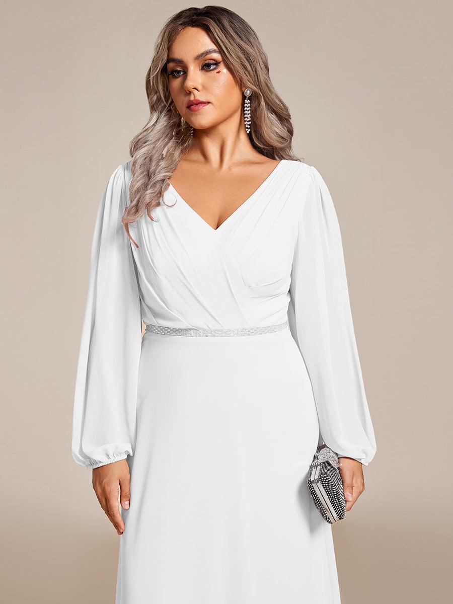 Robe de soirée plissée en mousseline de soie double col en V manches longues ceinture brillante #Couleur_Blanc