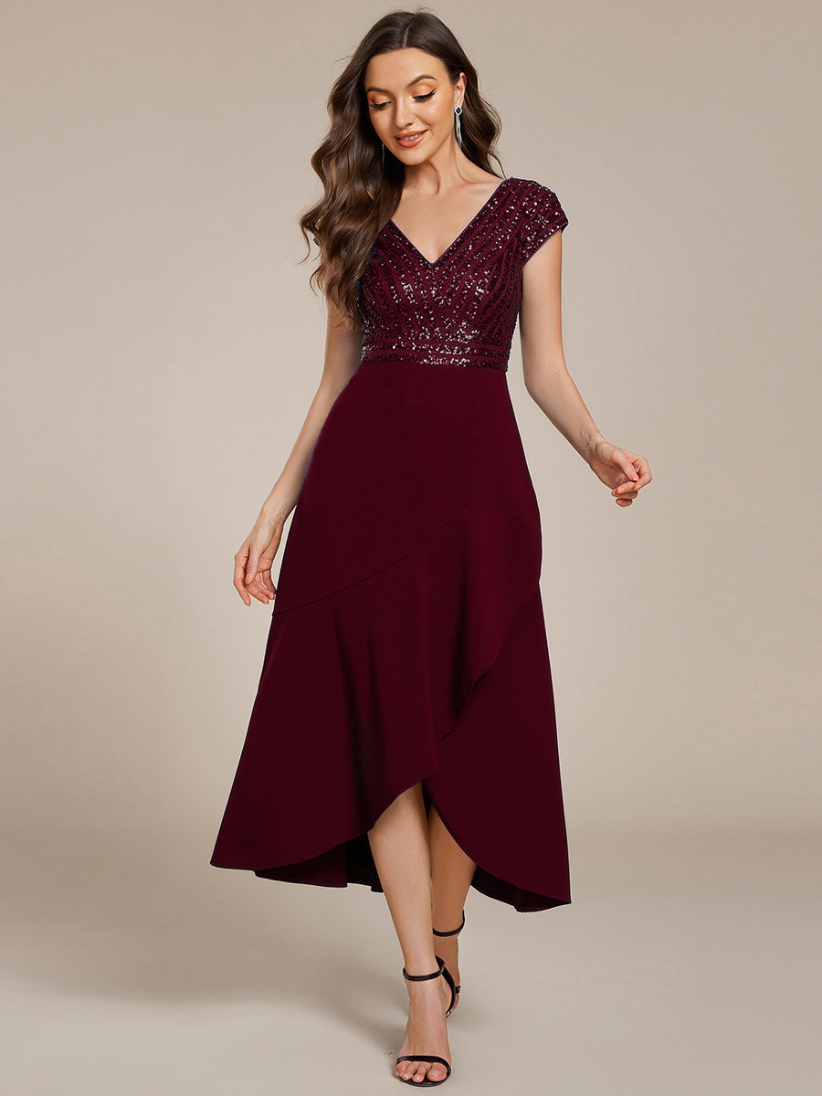 Robe de soirée mi-longue à manches courtes en mousseline asymétrique à sequins #Couleur_Bordeaux