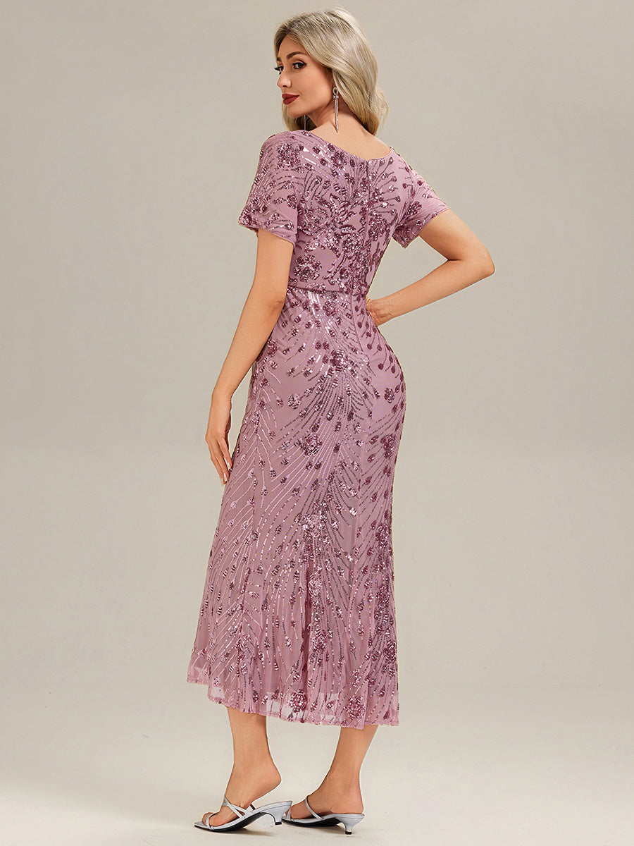 Robe de soirée chic sans bretelles en stretch haut avec détail froncé et col rond longueur midi #Couleur_Orchidee