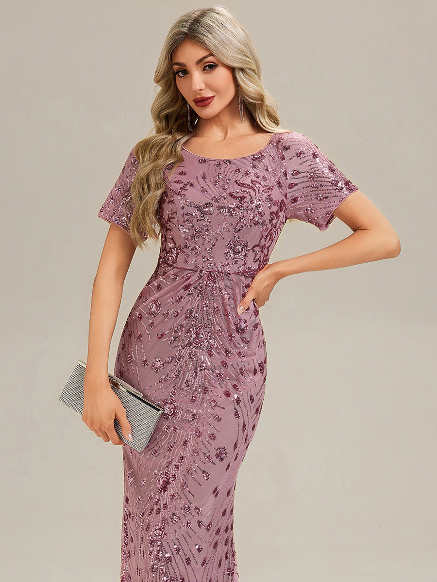 Robe de soirée chic sans bretelles en stretch haut avec détail froncé et col rond longueur midi #Couleur_Orchidee