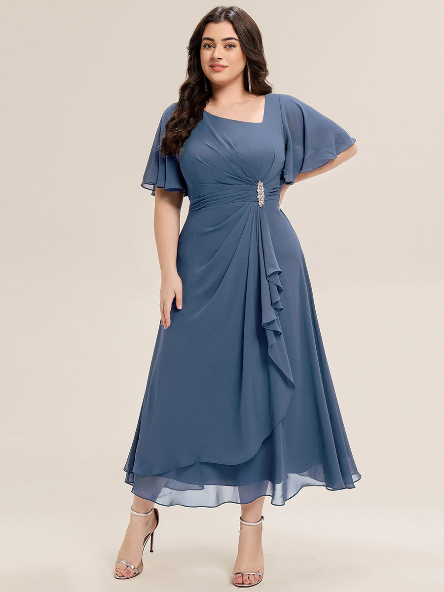 Robe de soirée mi-longue en mousseline de soie à manches courtes #Couleur_Marine Fume