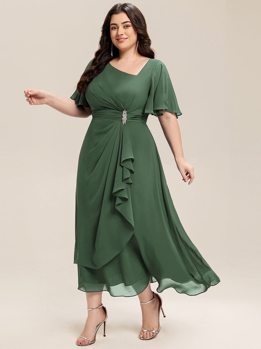 Robe de soirée mi-longue en mousseline de soie à manches courtes #Couleur_Eukalyptus Grün