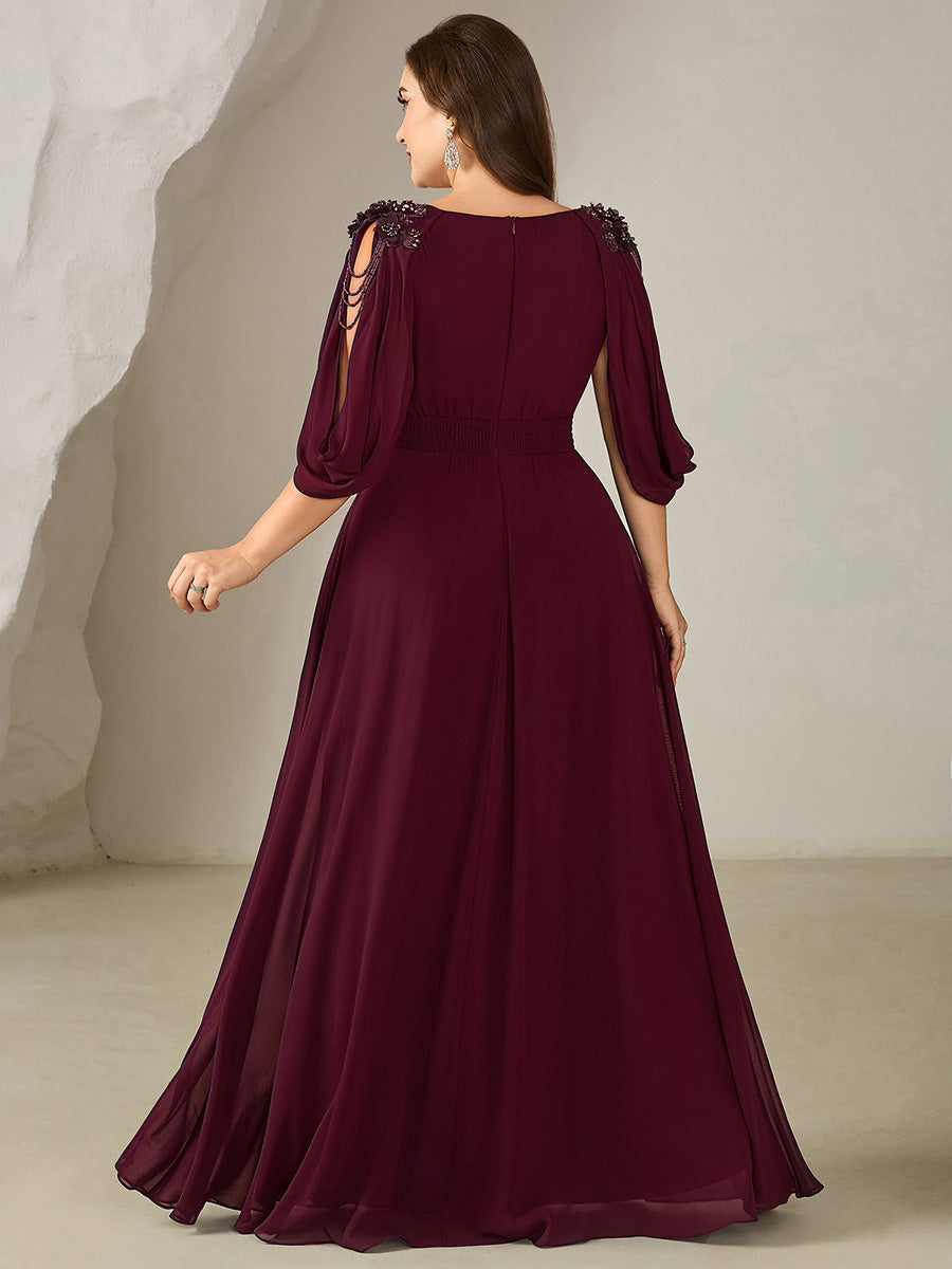 Robe de soirée chic à manches mi-longues en imprimé floral avec appliqués décolleté en V profond coupe A longueur de sol avec détails en perles #Couleur_Bordeaux