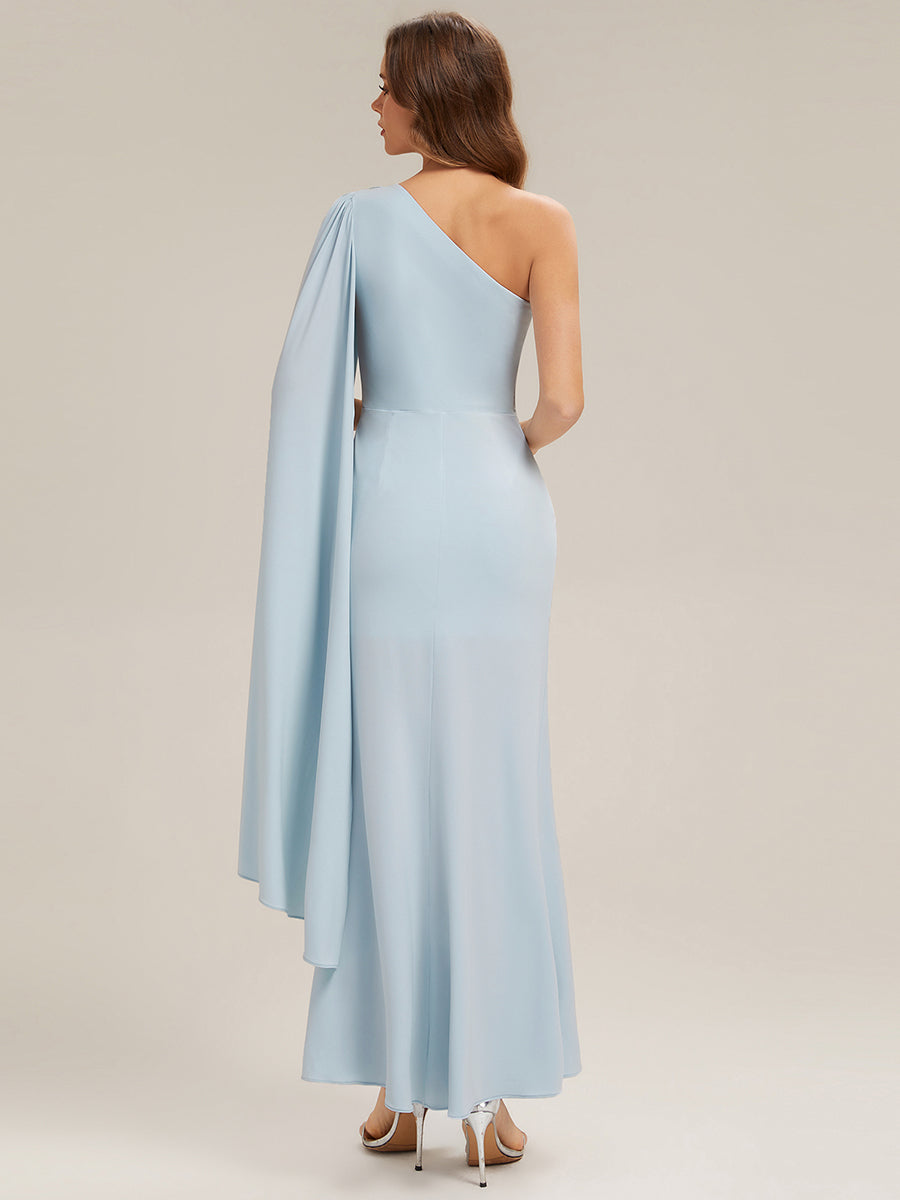 Robe moulante ¨¤ une ¨¦paule ¨¤ manches longues en tissu extensible avec fente haute sur la cuisse et rubans fluides #Couleur_Bleu Ciel
