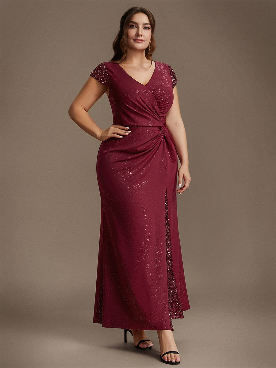 Robe moulante à manches courtes en stretch élevé avec décolleté en V noué et détails en sequins #Couleur_Bordeaux