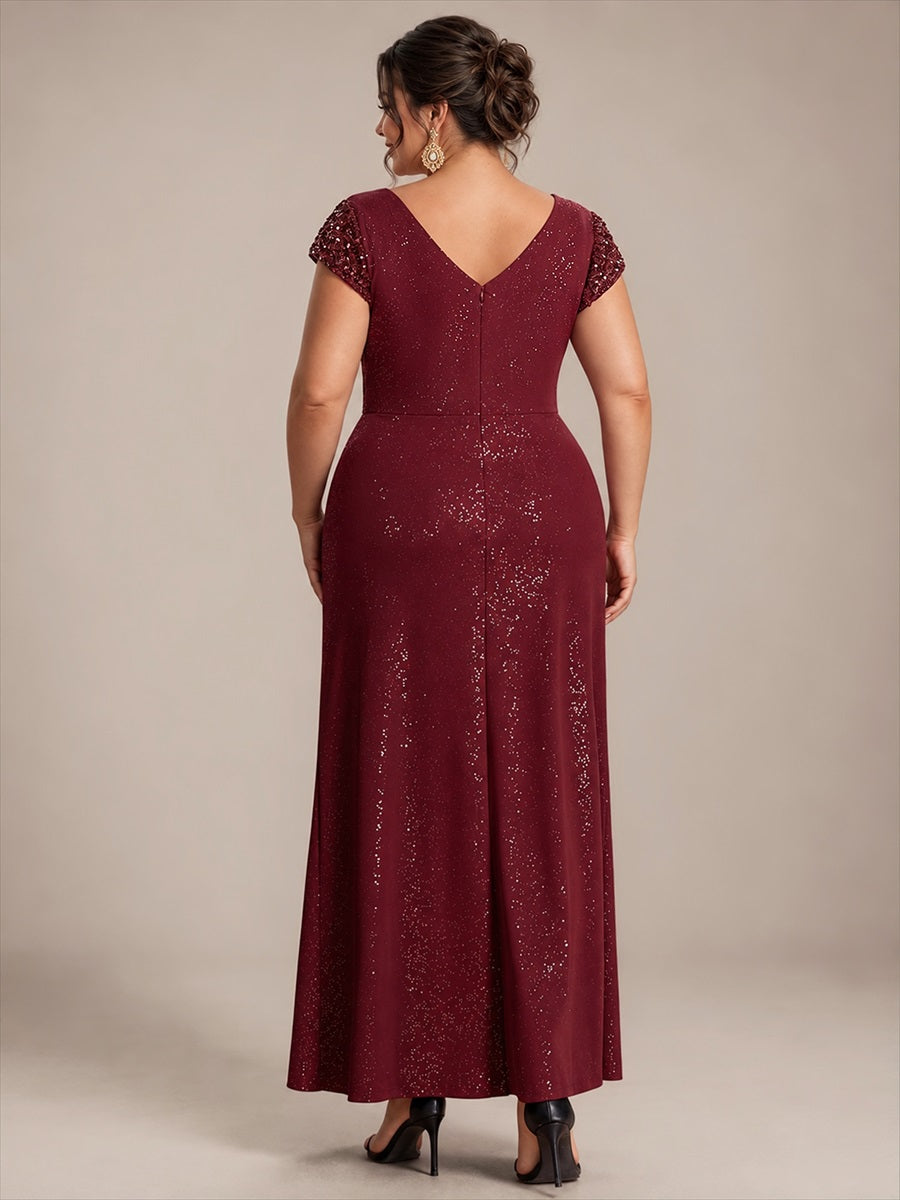 Robe moulante à manches courtes en stretch élevé avec décolleté en V noué et détails en sequins #Couleur_Bordeaux