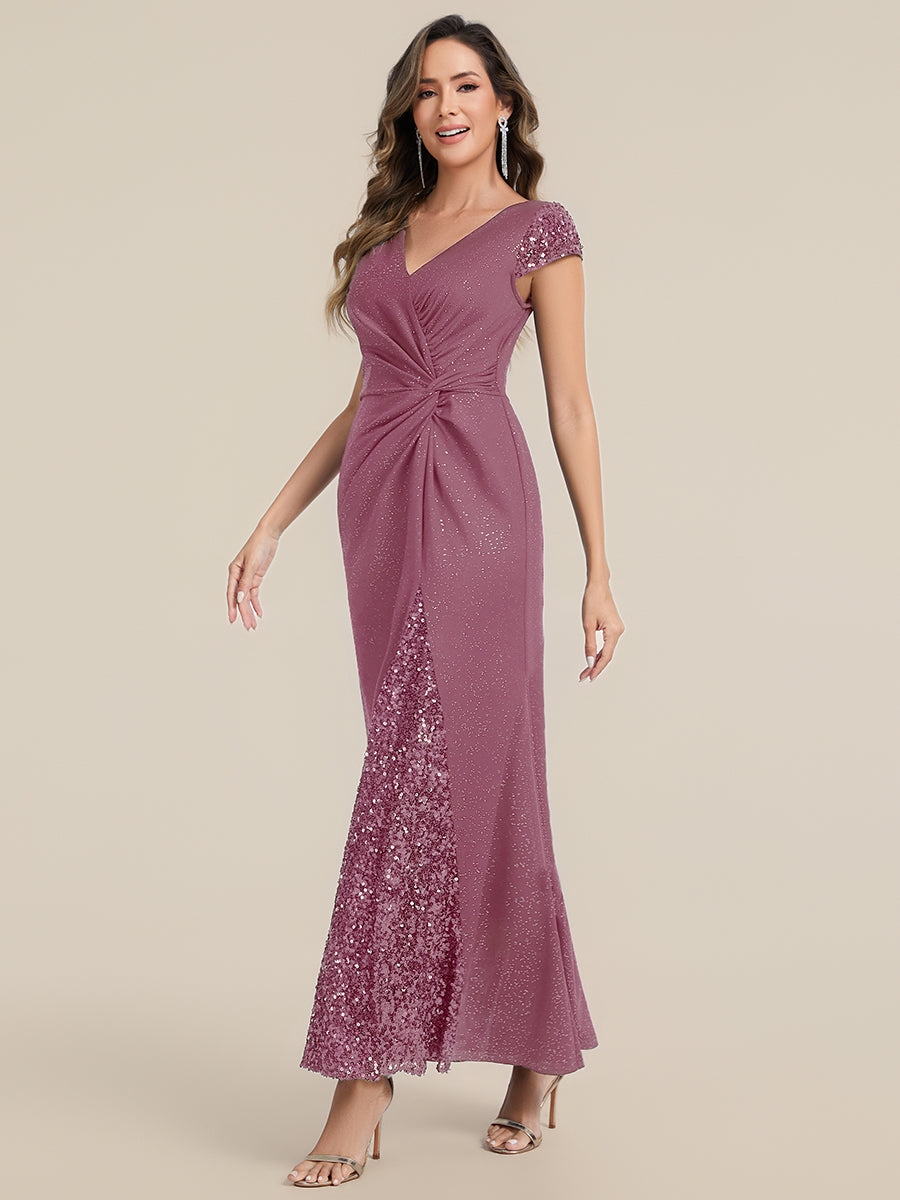 Robe moulante à manches courtes en stretch élevé avec décolleté en V noué et détails en sequins #Couleur_Orchidee