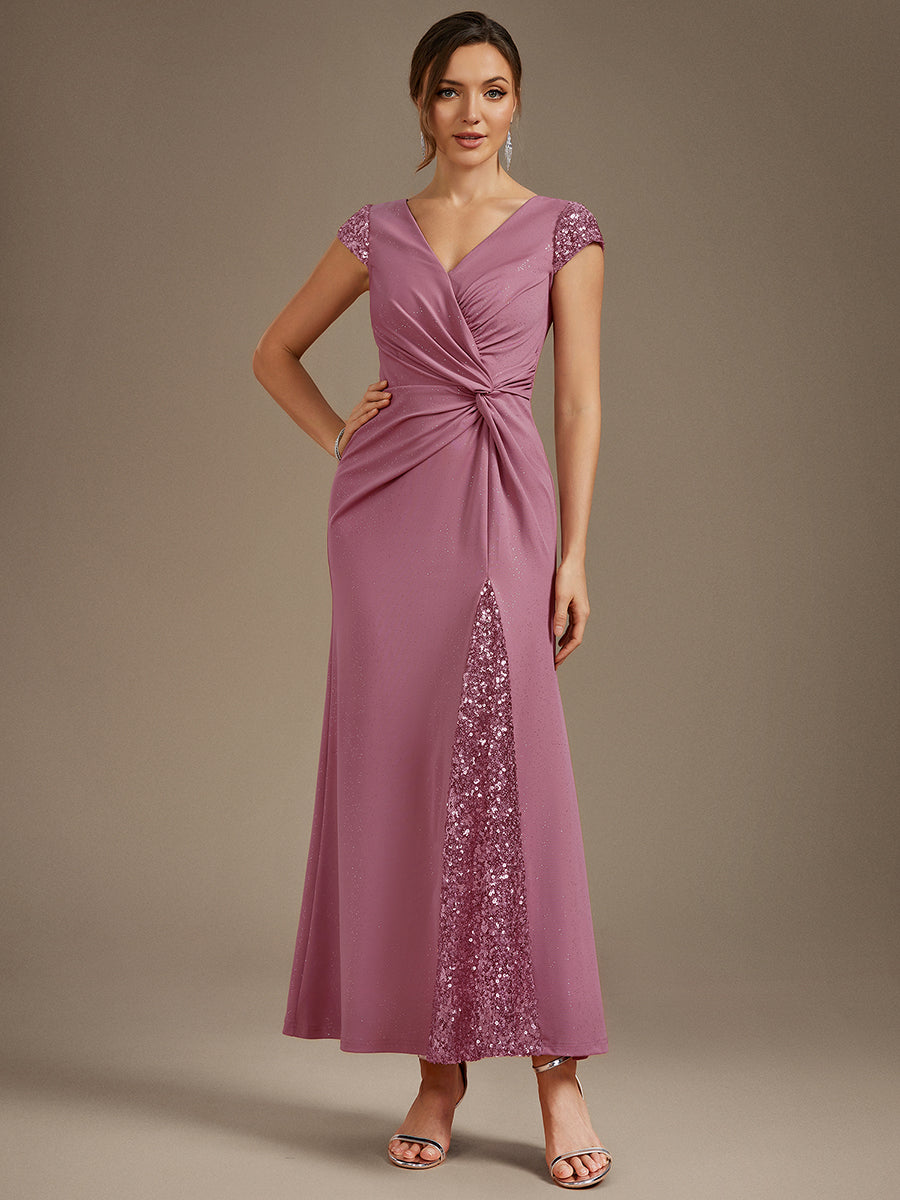 Robe moulante à manches courtes en stretch élevé avec décolleté en V noué et détails en sequins #Couleur_Orchidee
