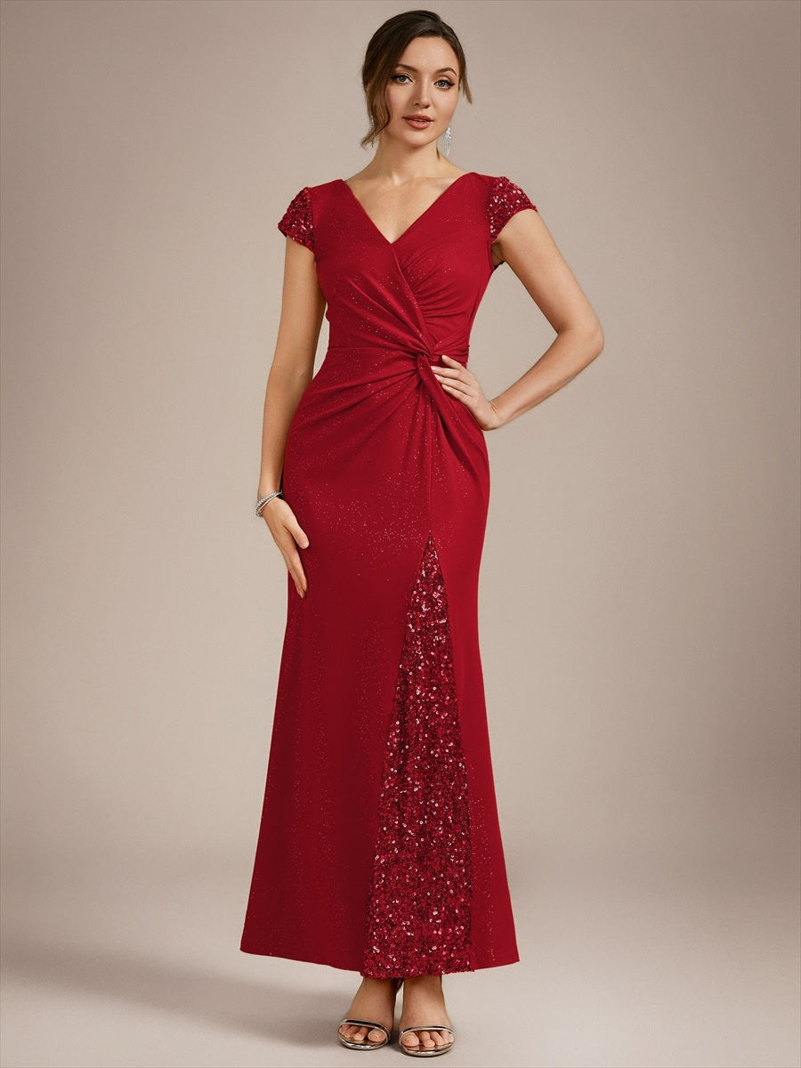 Robe moulante à manches courtes en stretch élevé avec décolleté en V noué et détails en sequins #Couleur_Rouge