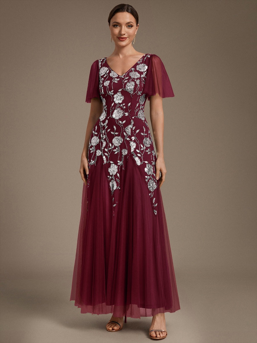 Robe longue à manches courtes en sequins avec volants et décolleté en V #Couleur_Bordeaux