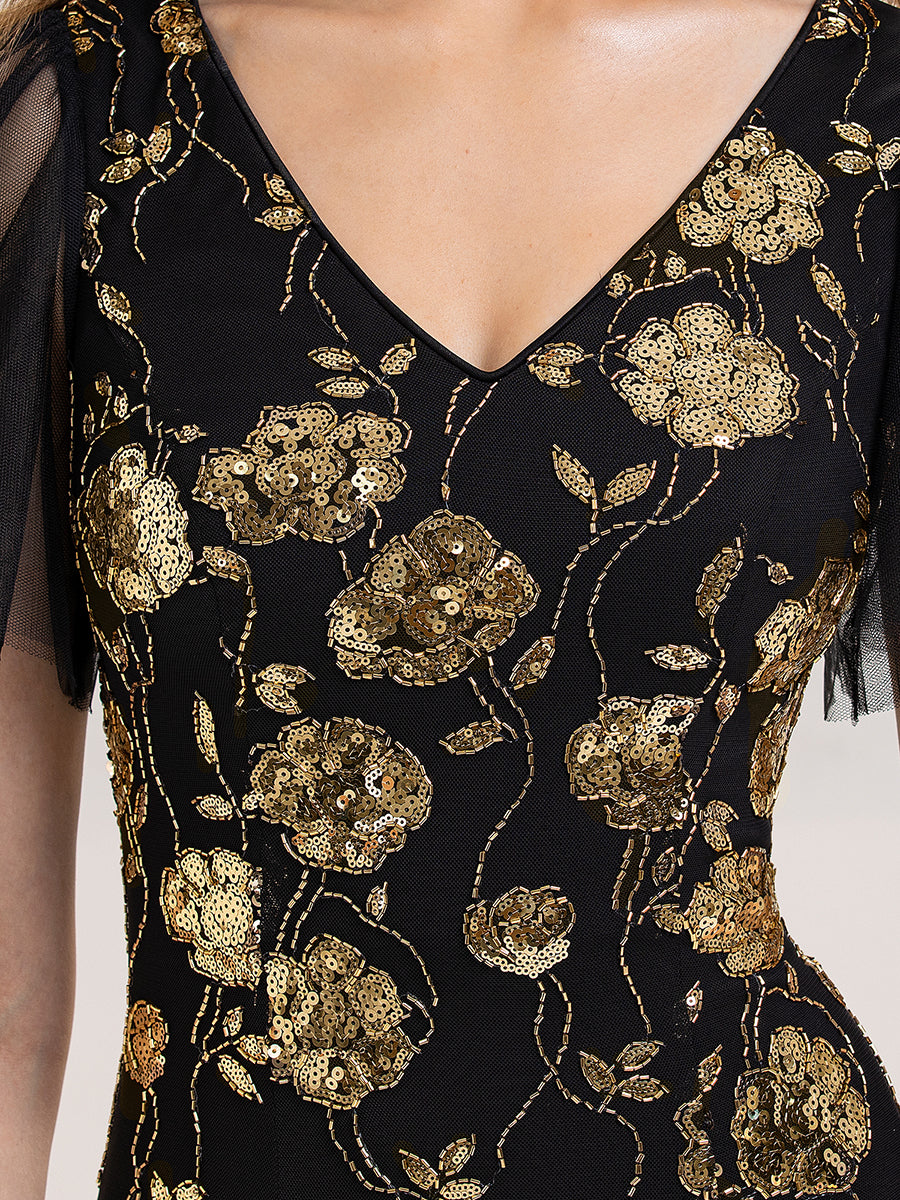 Robe longue à manches courtes en sequins avec volants et décolleté en V #Couleur_Noir & Or