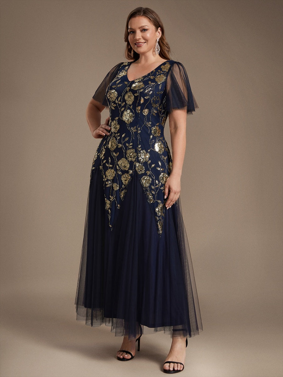Robe longue à manches courtes en sequins avec volants et décolleté en V #Couleur_Bleu Marine