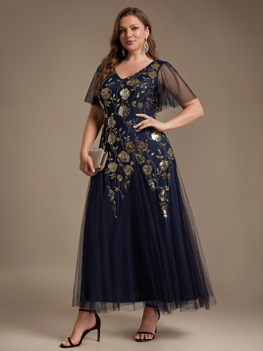 Robe longue à manches courtes en sequins avec volants et décolleté en V #Couleur_Bleu Marine