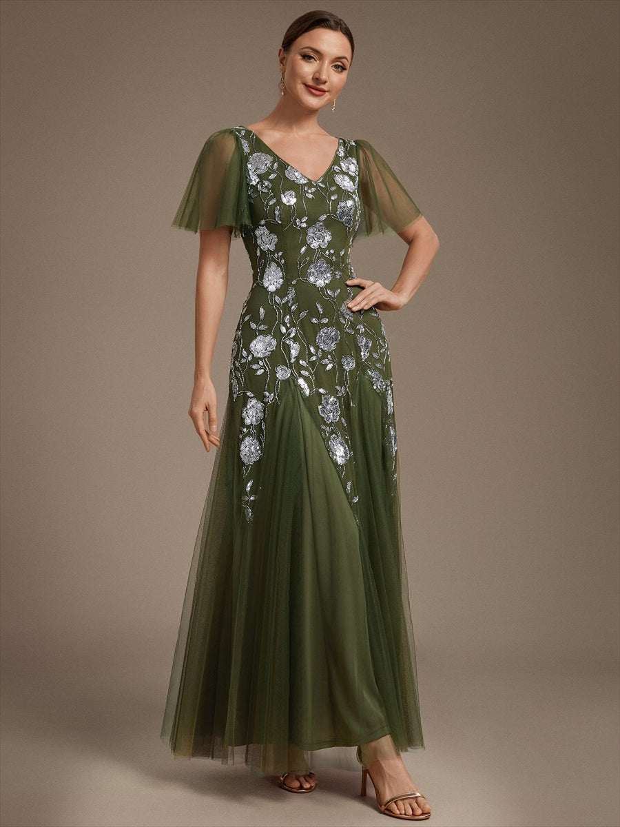 Robe longue à manches courtes en sequins avec volants et décolleté en V #Couleur_Vert Olive