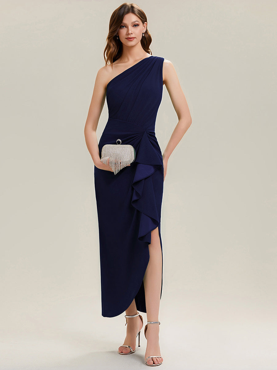 Robe moulante sans manches à épaule dénudée en tissu extensible avec fente haute et détails volants #Couleur_Bleu Marine