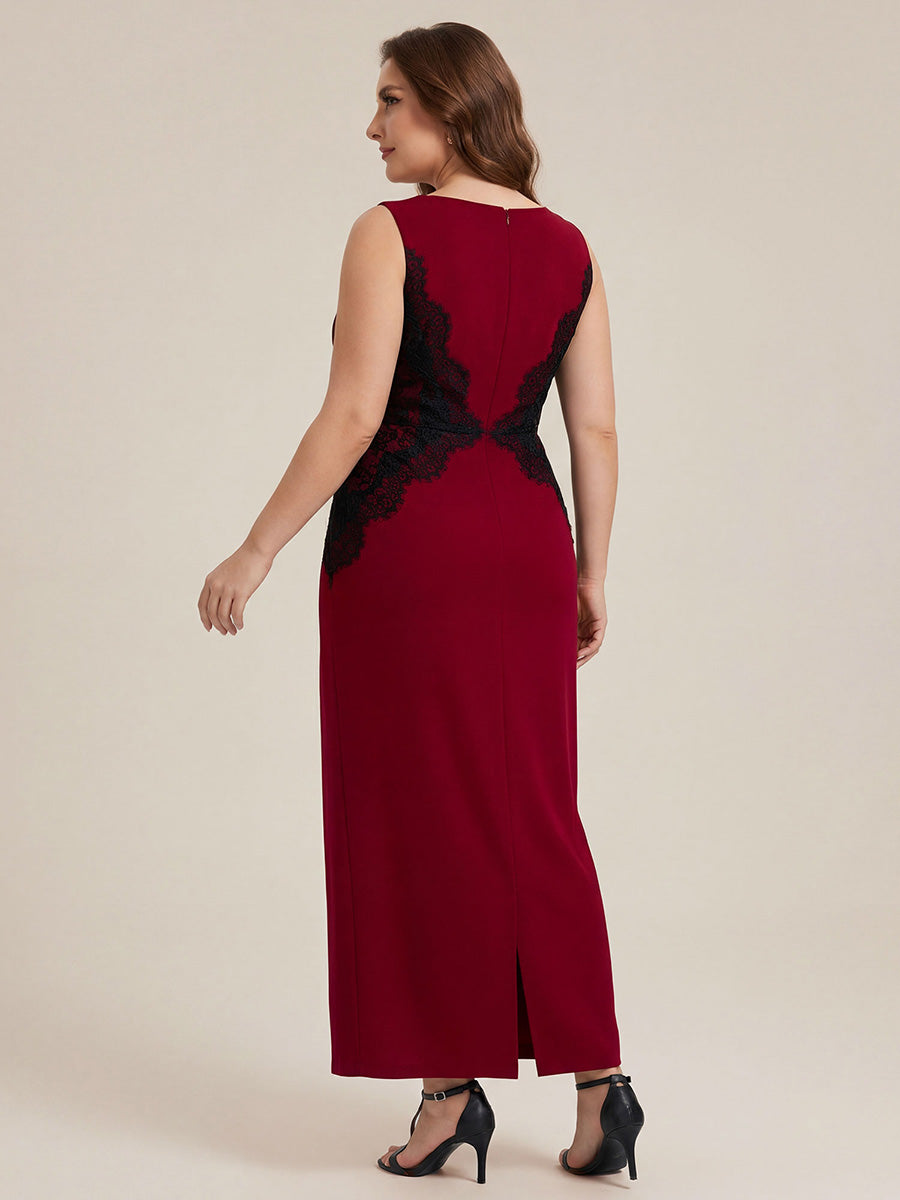 Robe maxi moulante sans bretelles en jersey extensible avec col rond et dentelle à frange #Couleur_Rouge Foncé