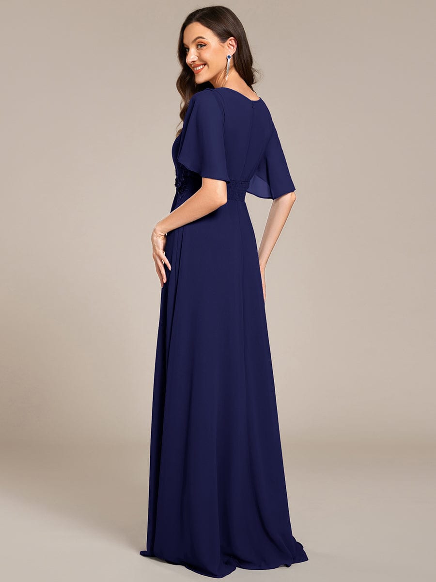 Robe D'invité De Mariage En Mousseline De Soie Mi-Longue Plissée à Manches à Volants Et Col En V #Couleur_Bleu Marine