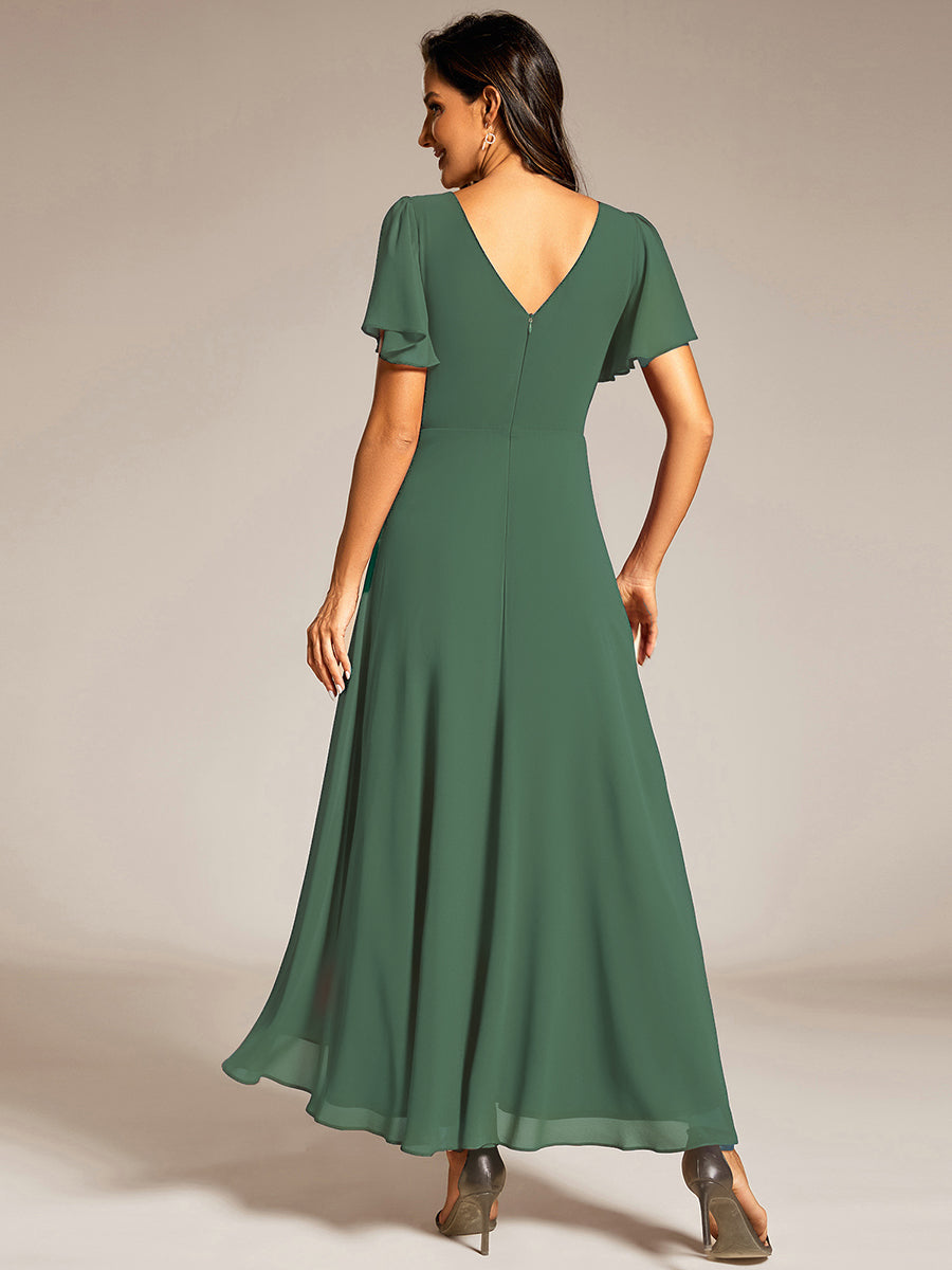 Robe de soirée formelle en mousseline de soie à double col en V et taille ajustée #Couleur_Eukalyptus Grün
