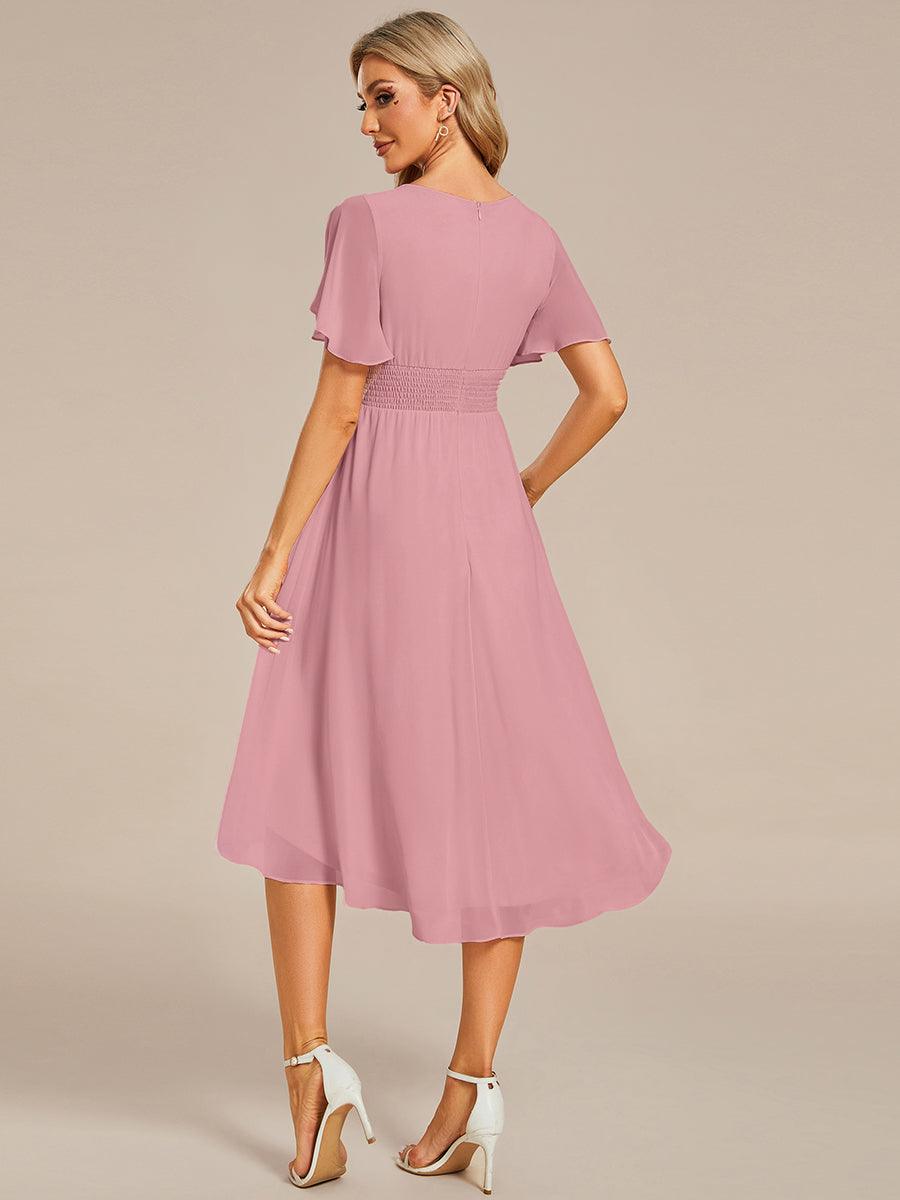 Robe d'invité de mariage trapèze en mousseline fluide à encolure ronde et longueur au genou #Couleur_Rose fumee