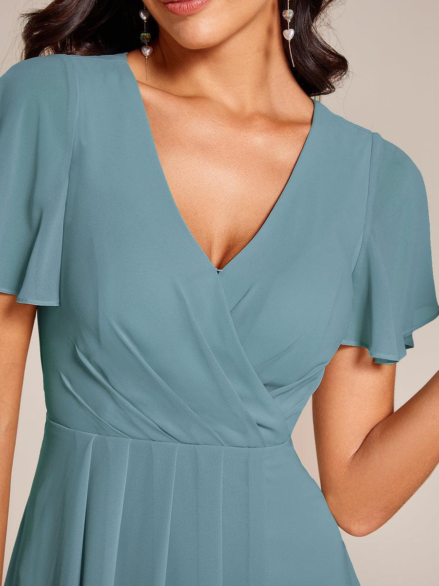 Robe D'invité De Mariage En Mousseline De Soie Mi-Longue Plissée à Manches à Volants Et Col En V #Couleur_Bleu Fume