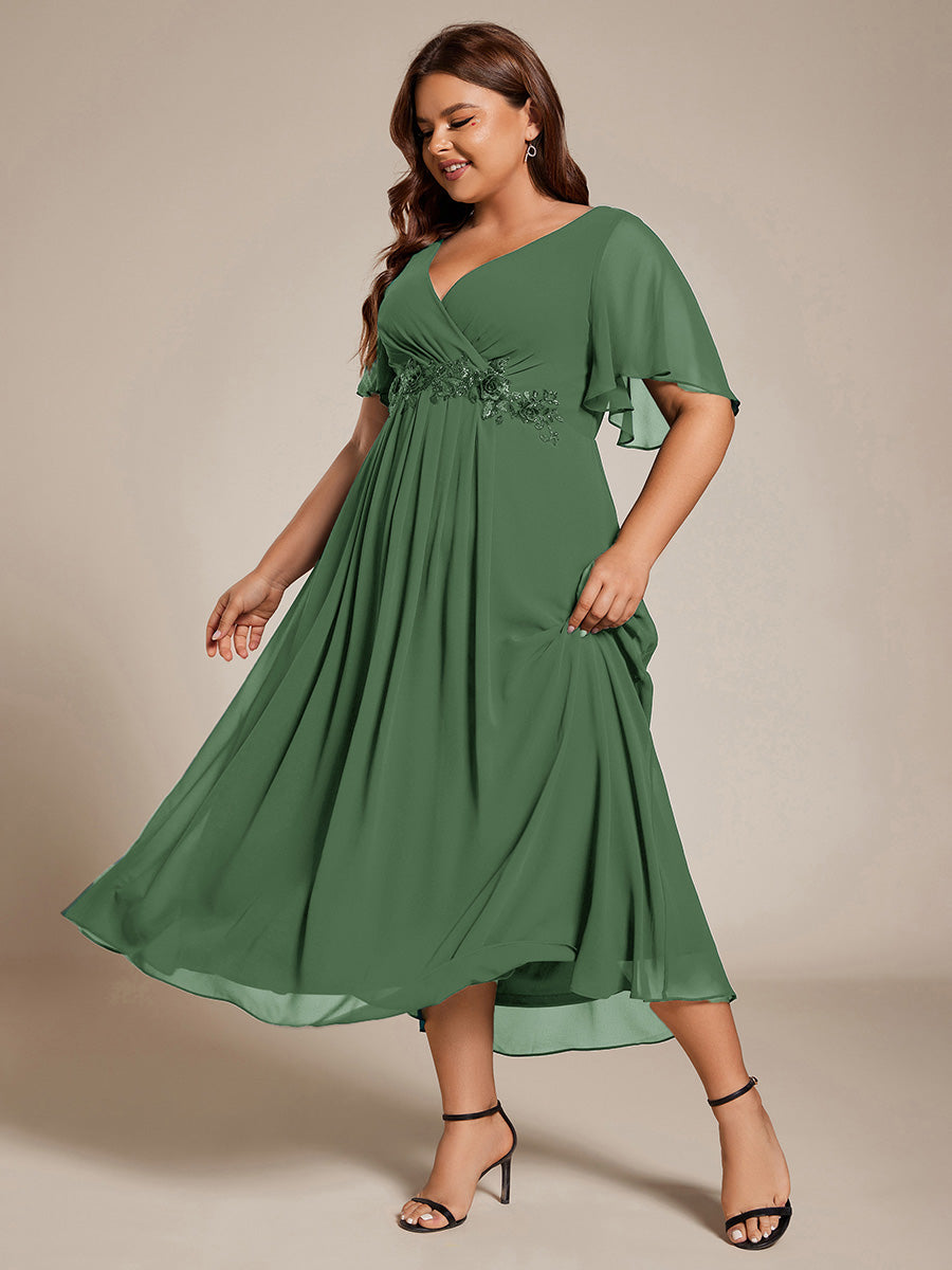 Robe d'invité de mariage mi-longue en mousseline de soie à col en V de grande taille avec applique à la taille #Couleur_Eucalyptus