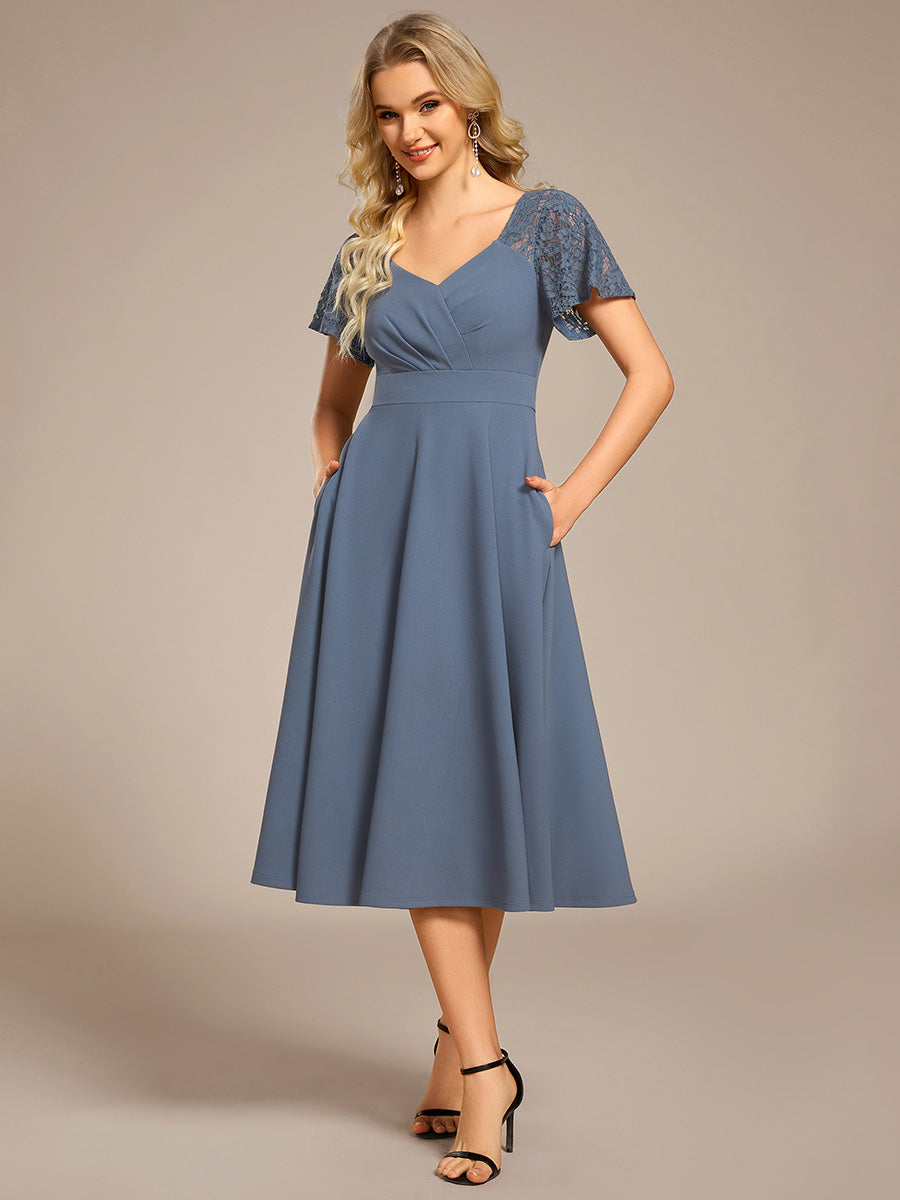 Robe d'invité de mariage mi-longue à col en cœur et manches courtes ajourées avec poches #Couleur_Bleu Denim