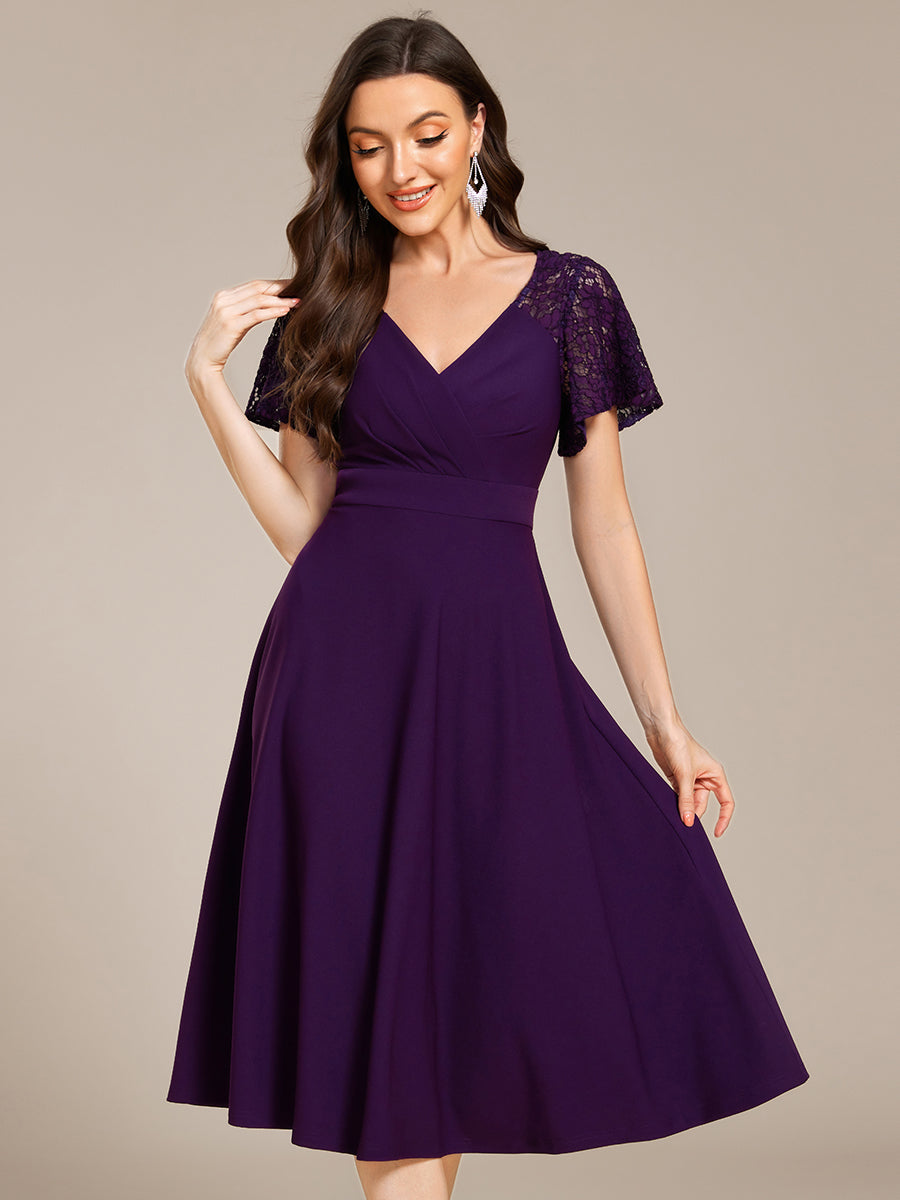 Robe d'invité de mariage mi-longue à col en cœur et manches courtes ajourées avec poches #Couleur_Violet Fonce