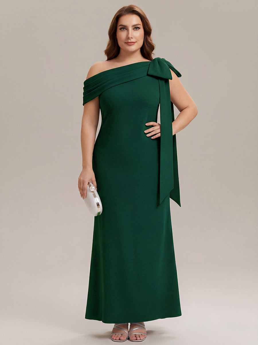 Robe longue ajustée à encolure asymétrique sans bretelles avec détail de nœud en tissu extensible #Couleur_Vert Fonce