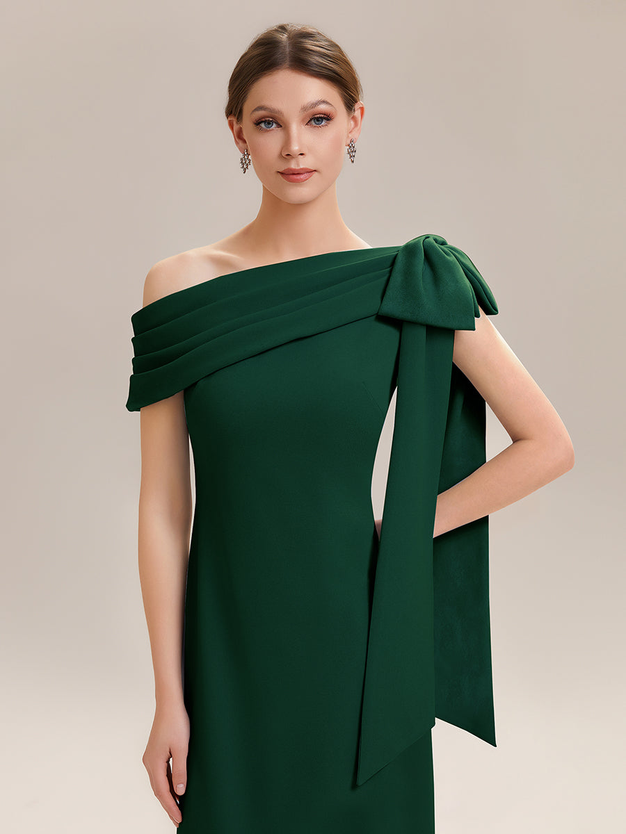 Robe longue ajustée à encolure asymétrique sans bretelles avec détail de nœud en tissu extensible #Couleur_Vert Fonce