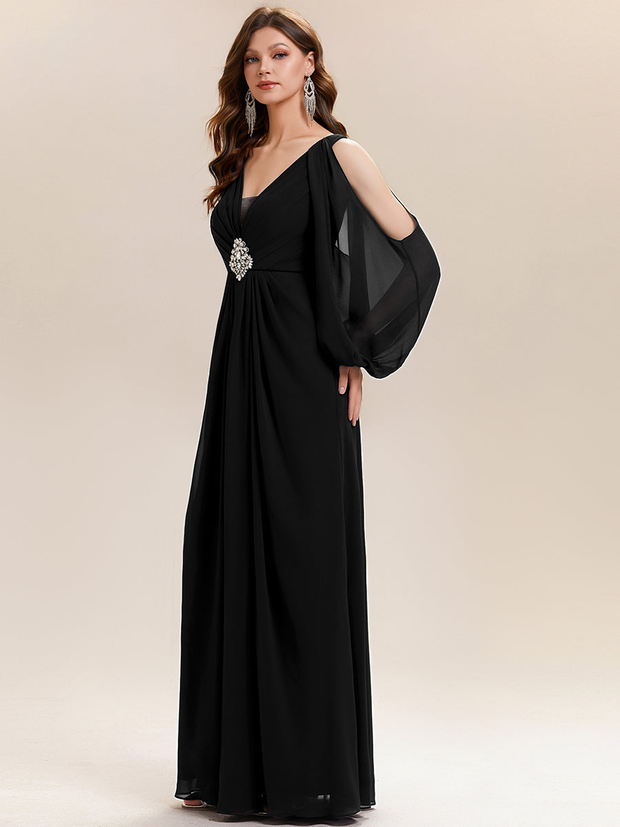Robe maxi à manches longues en V avec des embellissements en strass froncés #Couleur_Noir