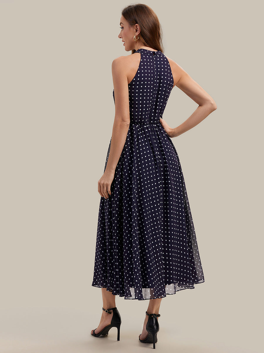 Robe midi A ligne à pois plissée sans bretelles et à col halter #Couleur_Pois Noirs