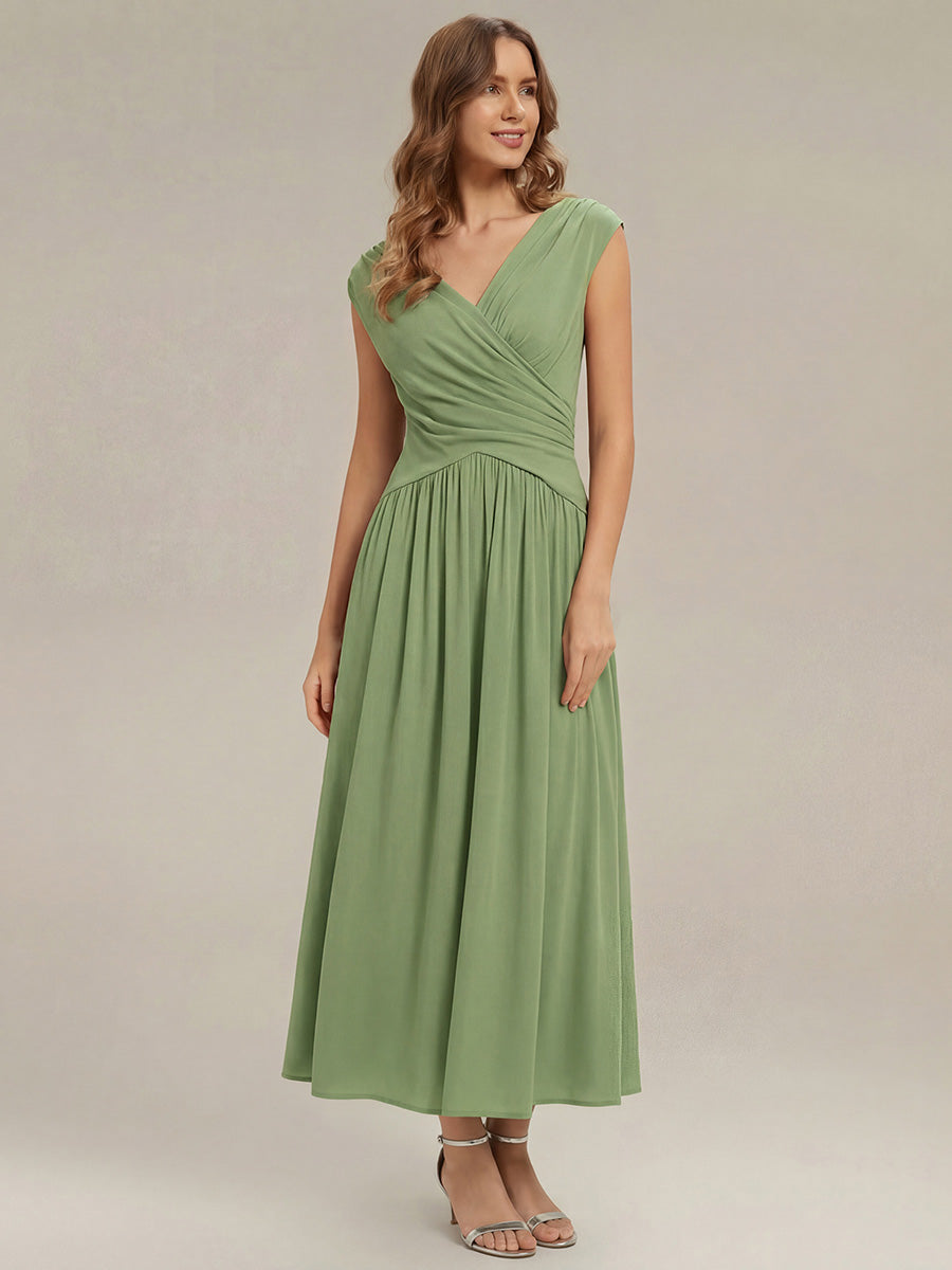 Robe maxi sans bretelles à décolleté en V en jersey extensible avec pois froncés #Couleur_Vert sauge