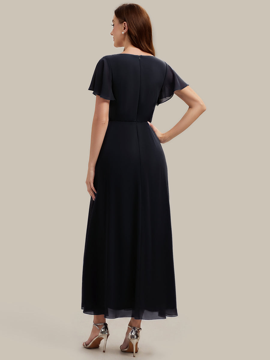 Robe longue maxi ligne A avec manches à volants col en V ornée de strass #Couleur_Noir