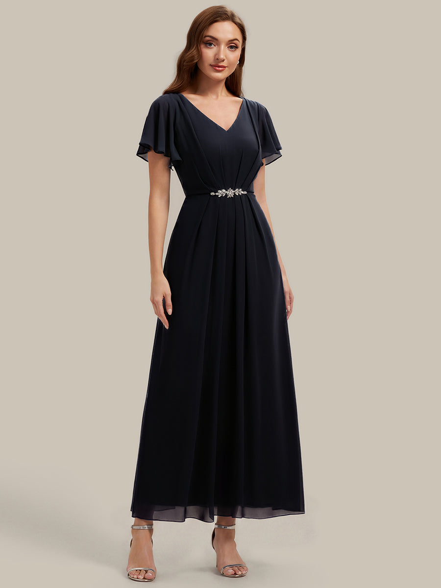 Robe longue maxi ligne A avec manches à volants col en V ornée de strass #Couleur_Noir