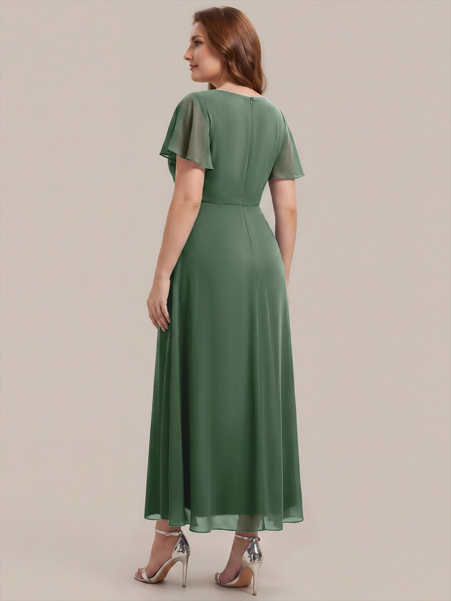 Robe longue maxi ligne A avec manches à volants col en V ornée de strass #Couleur_Eukalyptus Grün