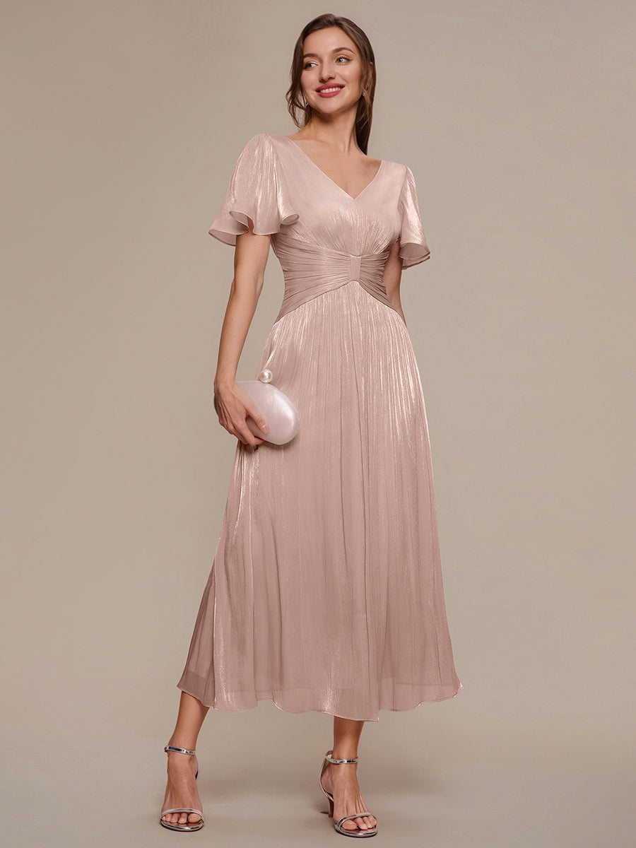 robe midi à manches courtes avec volants en V et détails froncés #Couleur_Rose fumee