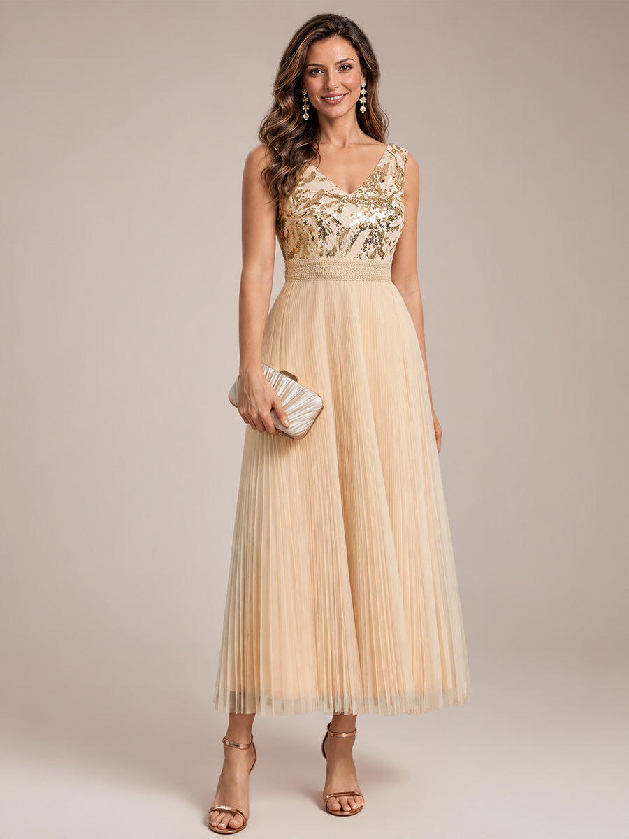 Robe A-Line sans manches en sequins avec décolleté en V et fermeture éclair au dos #Couleur_Dorée