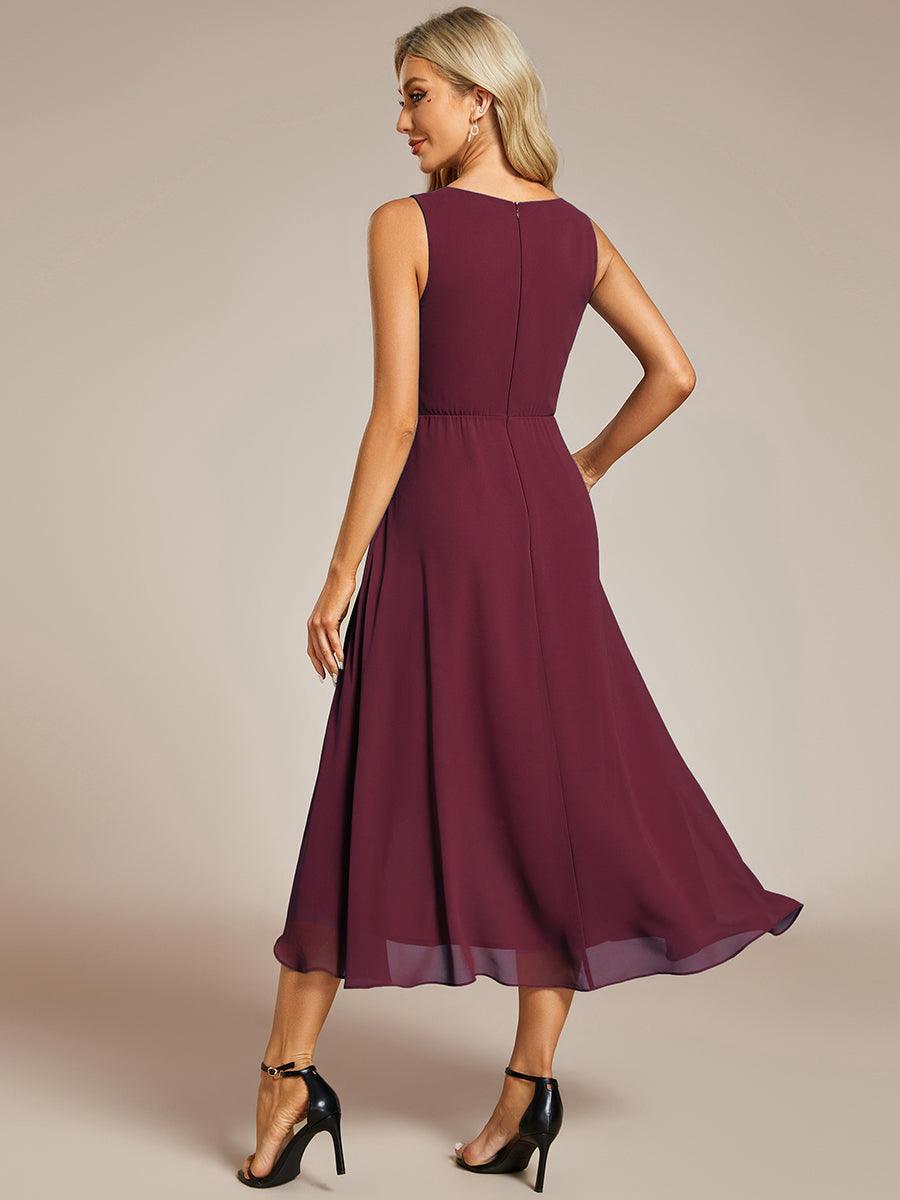 Robe d'invité de mariage haute-basse en mousseline de soie sans manches avec applique à la taille #Couleur_Bordeaux