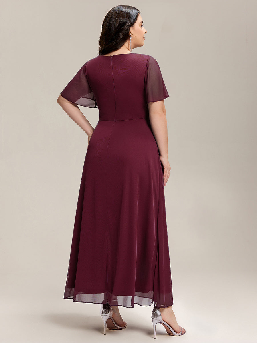 Robe D'invité De Mariage En Mousseline De Soie Mi-Longue Plissée à Manches à Volants Et Col En V #Couleur_Bordeaux