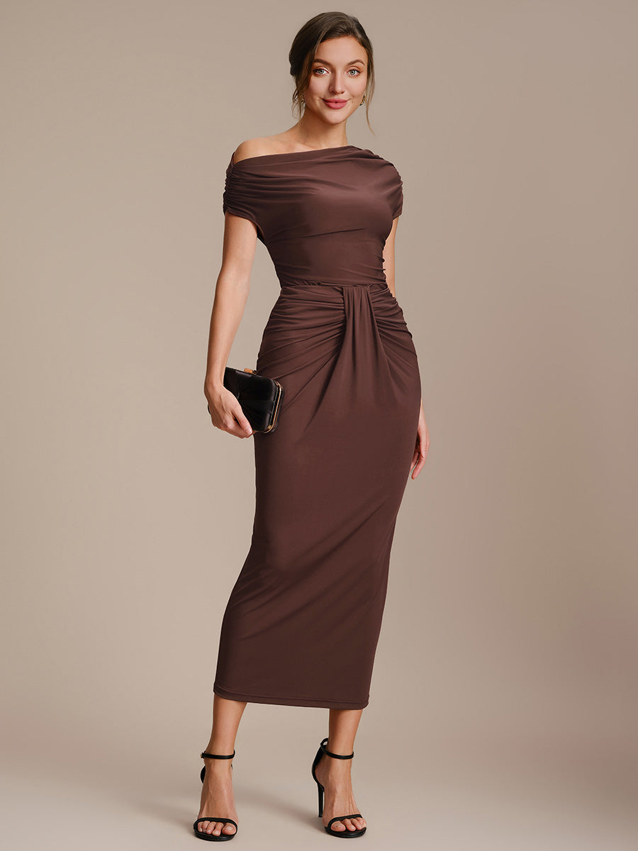 Robe midi bodycon très extensible à manches longues avec des détails élégants #Couleur_Marron chocolat