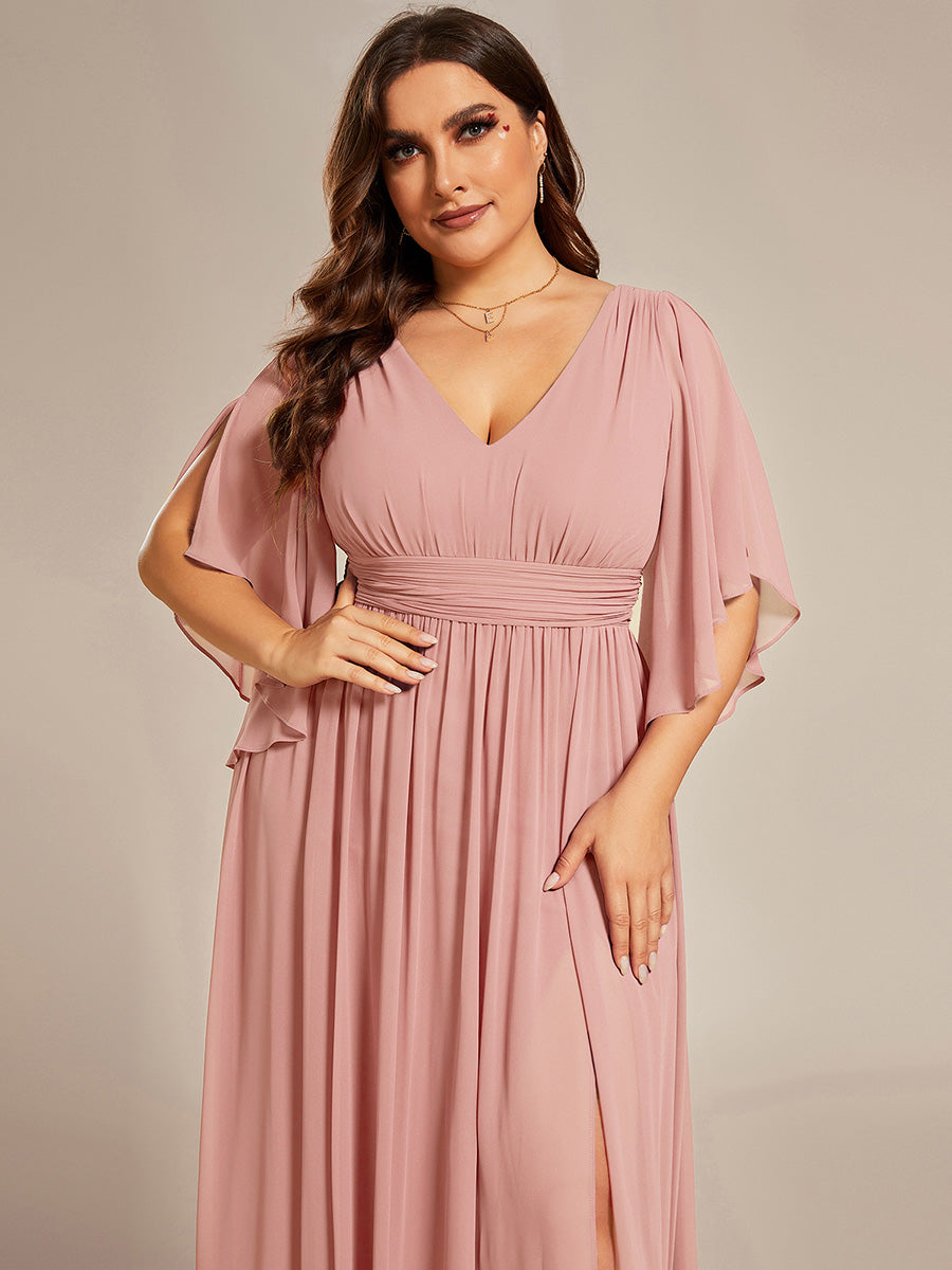 Robe Curvy en mousseline plissée Col V manches mi-longues #Couleur_Rose fumee