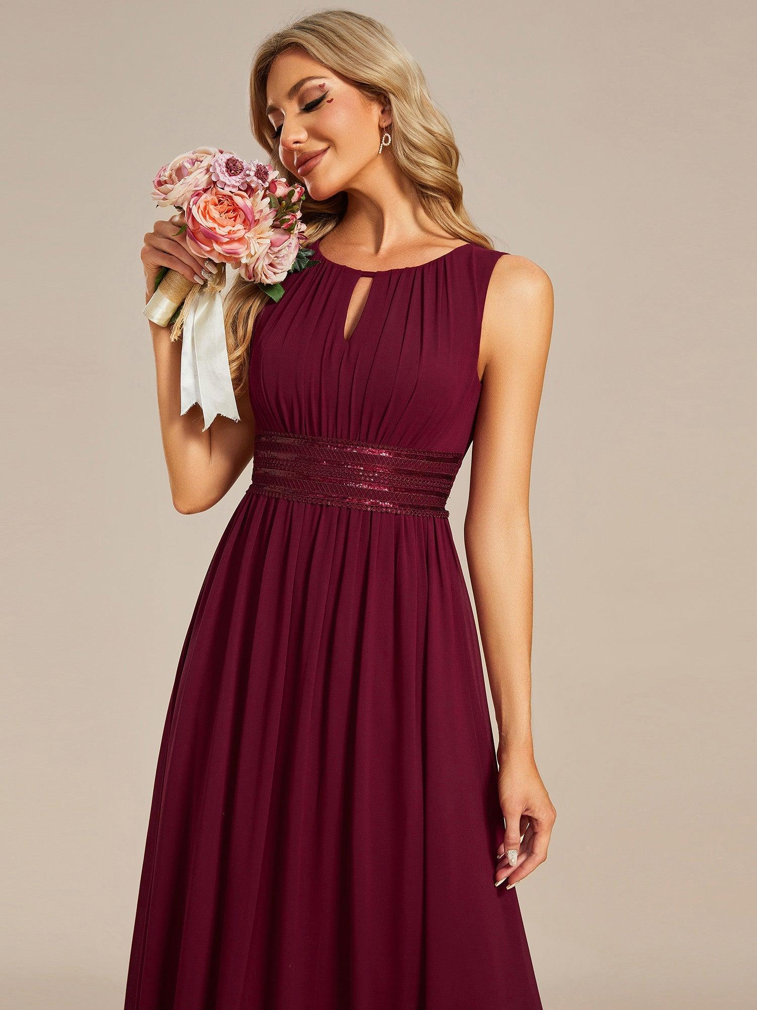 Robe De Demoiselle D'honneur Trapèze Simple Sans Manches En Mousseline Avec Détails Ajourés #Couleur_Bordeaux