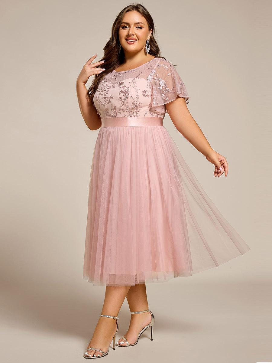 Robe d'invité mi-longue en résille à manches courtes #Couleur_ #Couleur_Rose