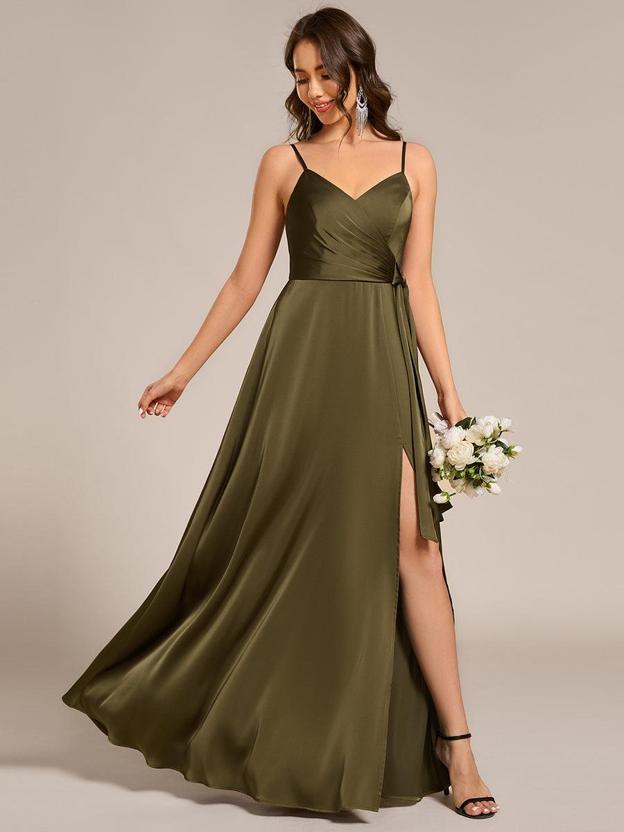 Robe de demoiselle d'honneur fendue en satin à bretelles #Couleur_ #Couleur_Vert Olive