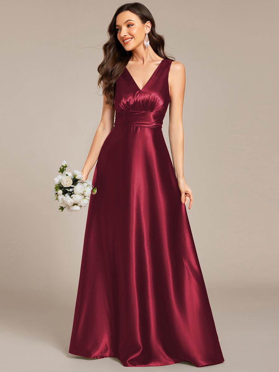 Robe de demoiselle d'honneur fendue en satin sans manches à col en V #Couleur_Bordeaux