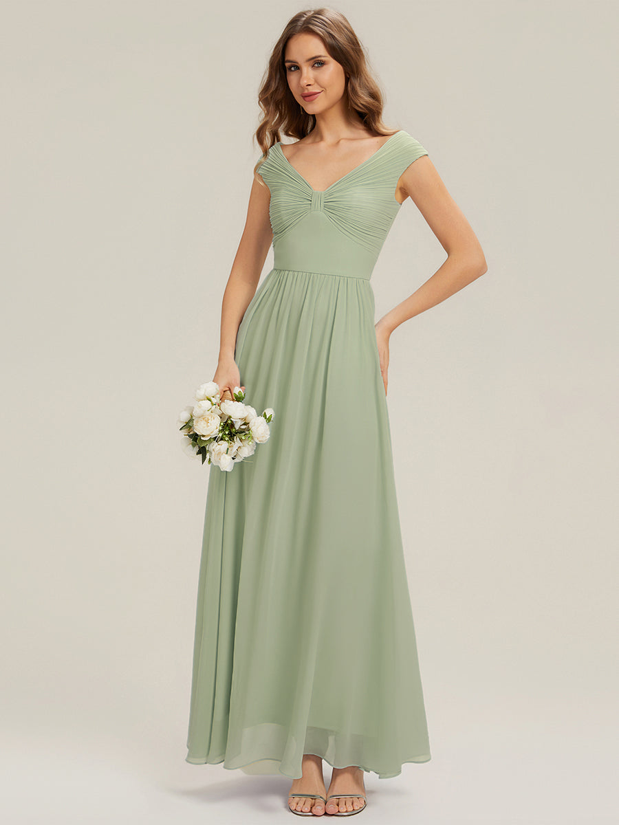 Robe longue sans manches décolletée en V avec une taille haute et des détails plissés #Couleur_Menthe Verte